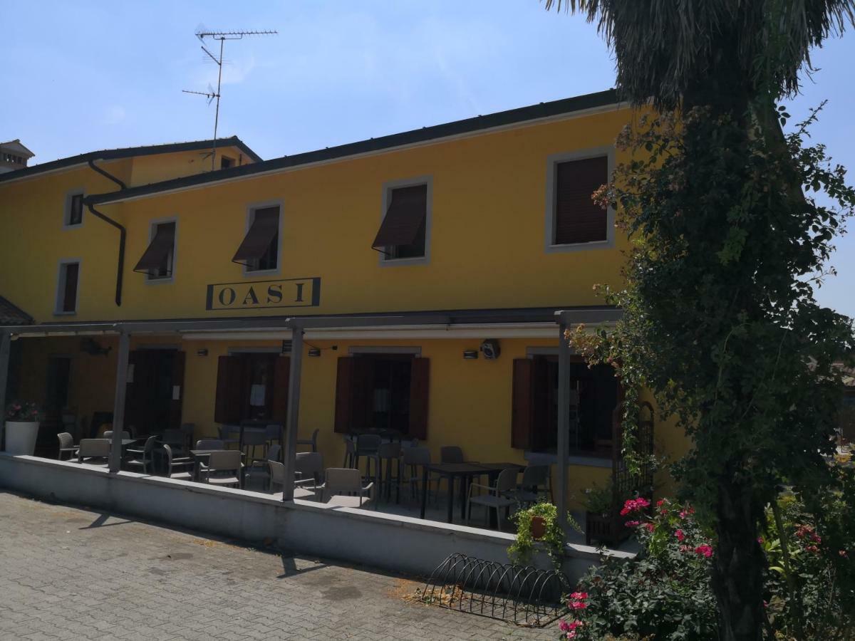 Trattoria Bar Oasi Hotel Pocenia Exterior foto